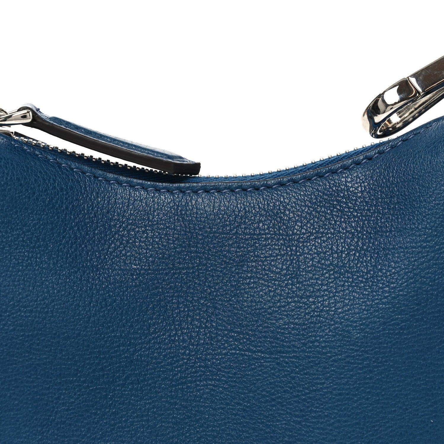 Vitello Grace Matte Nano FNDIgraphy Hobo Charm Mirto