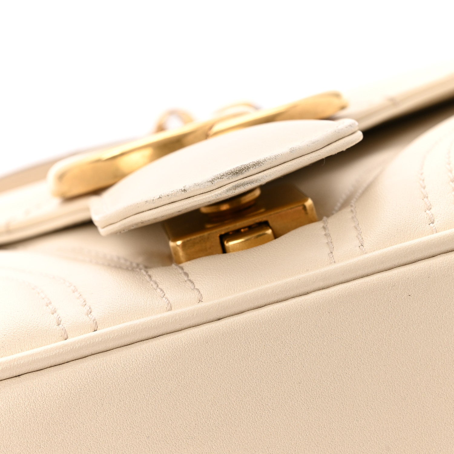 Calfskin Matelasse Small GG Marmont Shoulder Bag White