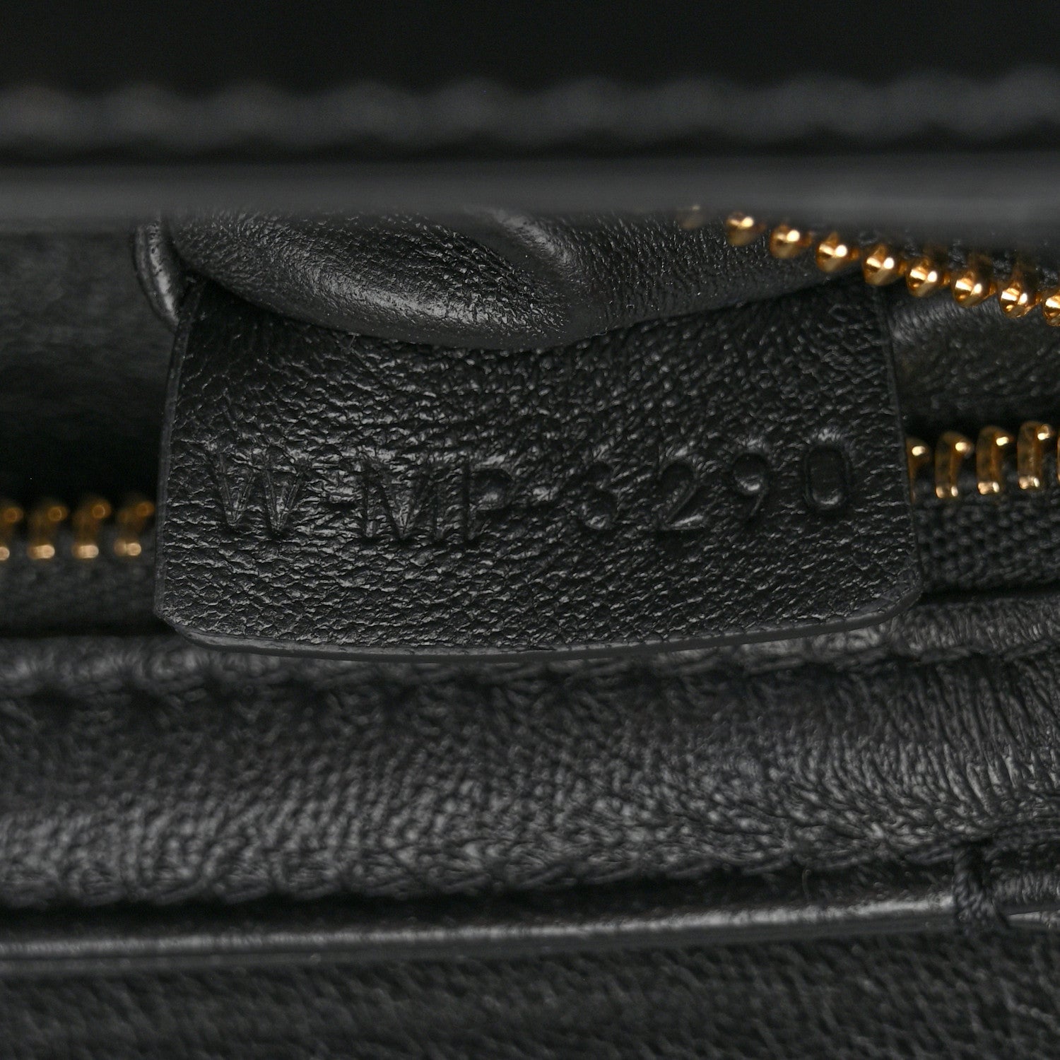 Shiny Calfskin Teen Triomphe Black
