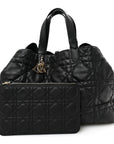 Calfskin Macrocannage Medium Toujours Black