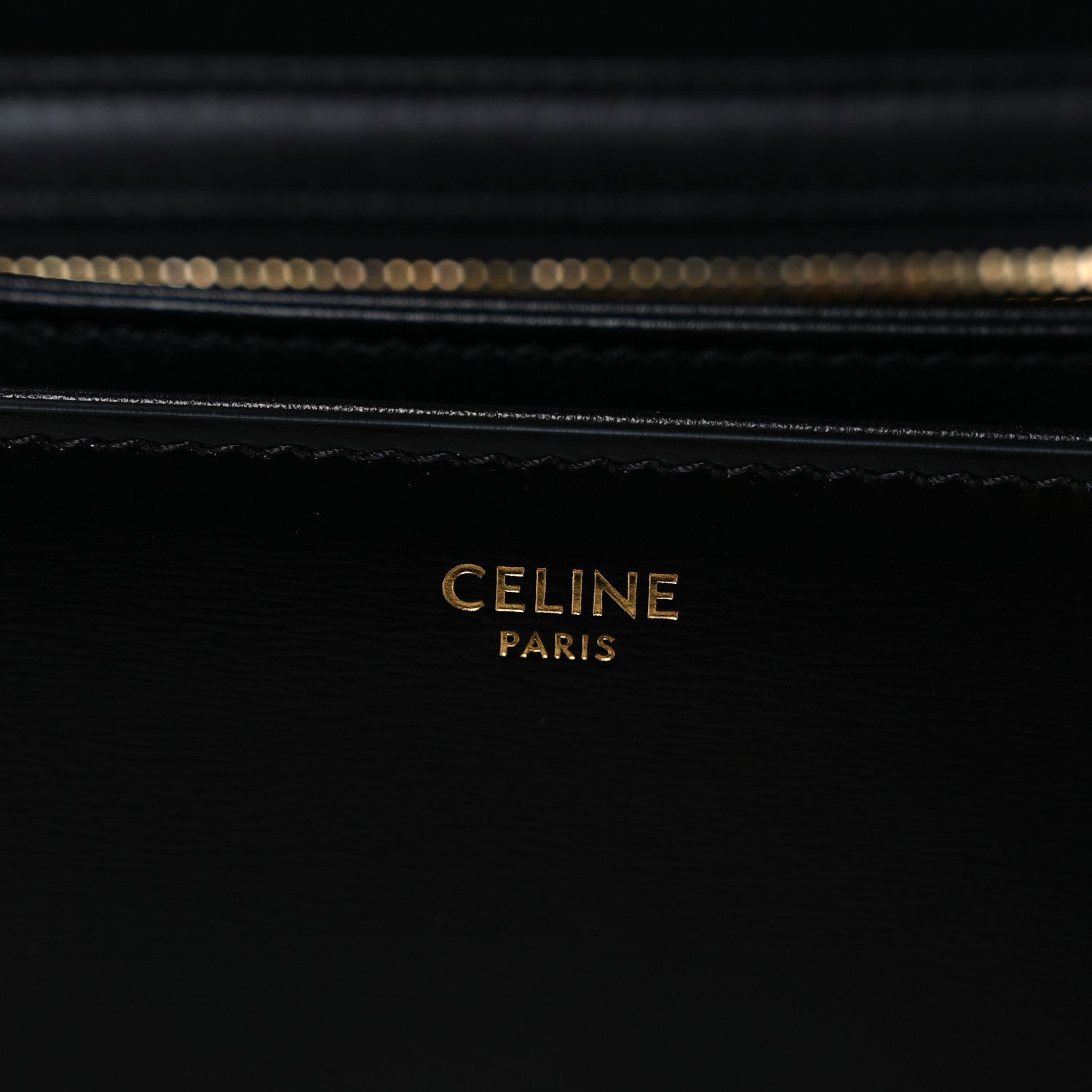 Shiny Calfskin Medium Triomphe Black