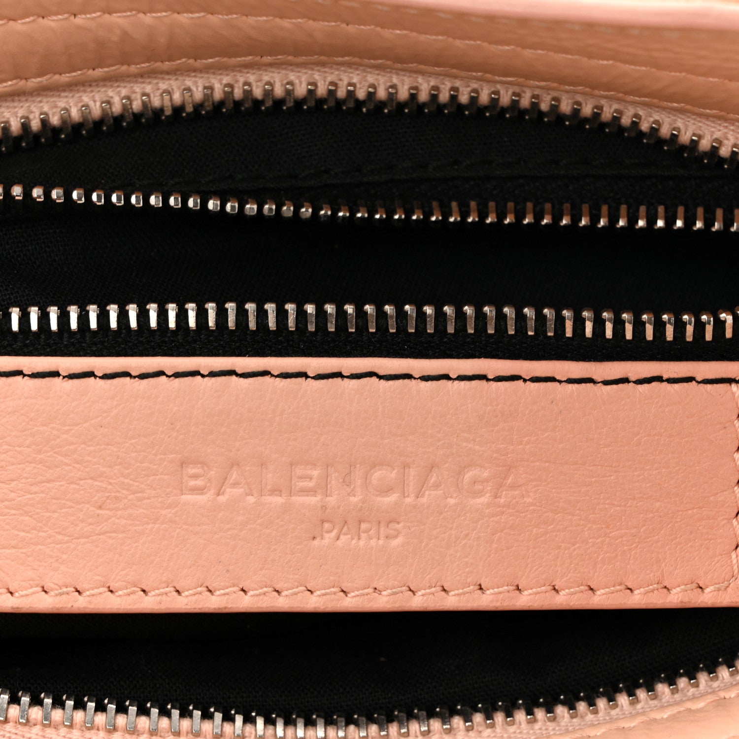 Matte Goatskin Rubber Covered Classic Hardware Mini City Rose Poudre