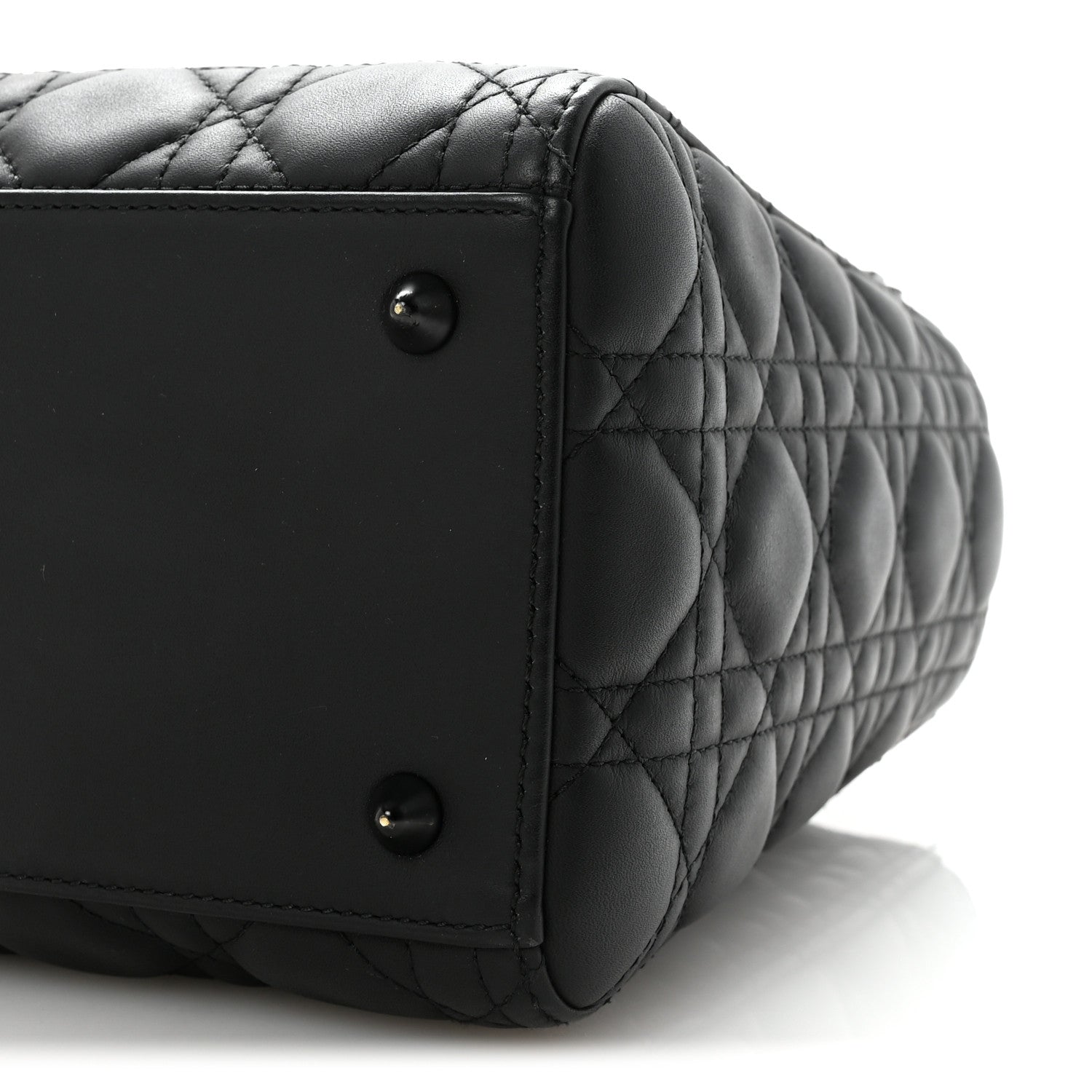Ultra Matte Calfskin Cannage Medium Lady D1OR Black