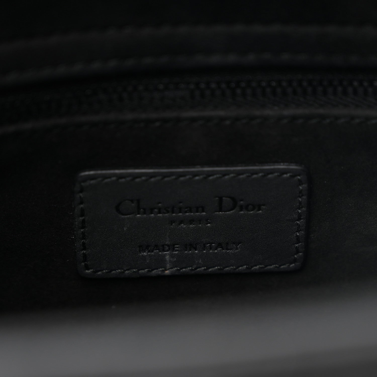 Ultra Matte Calfskin Cannage Medium Lady D1OR Black