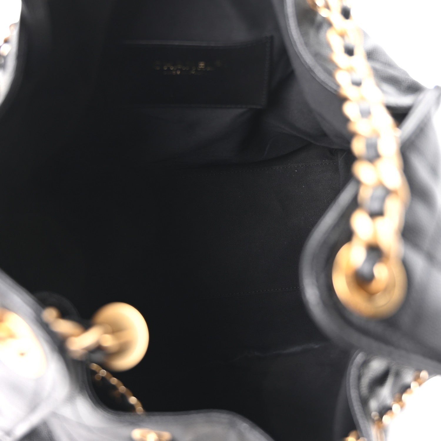 Caviar Quilted Medium CHNL 25 Handbag Black