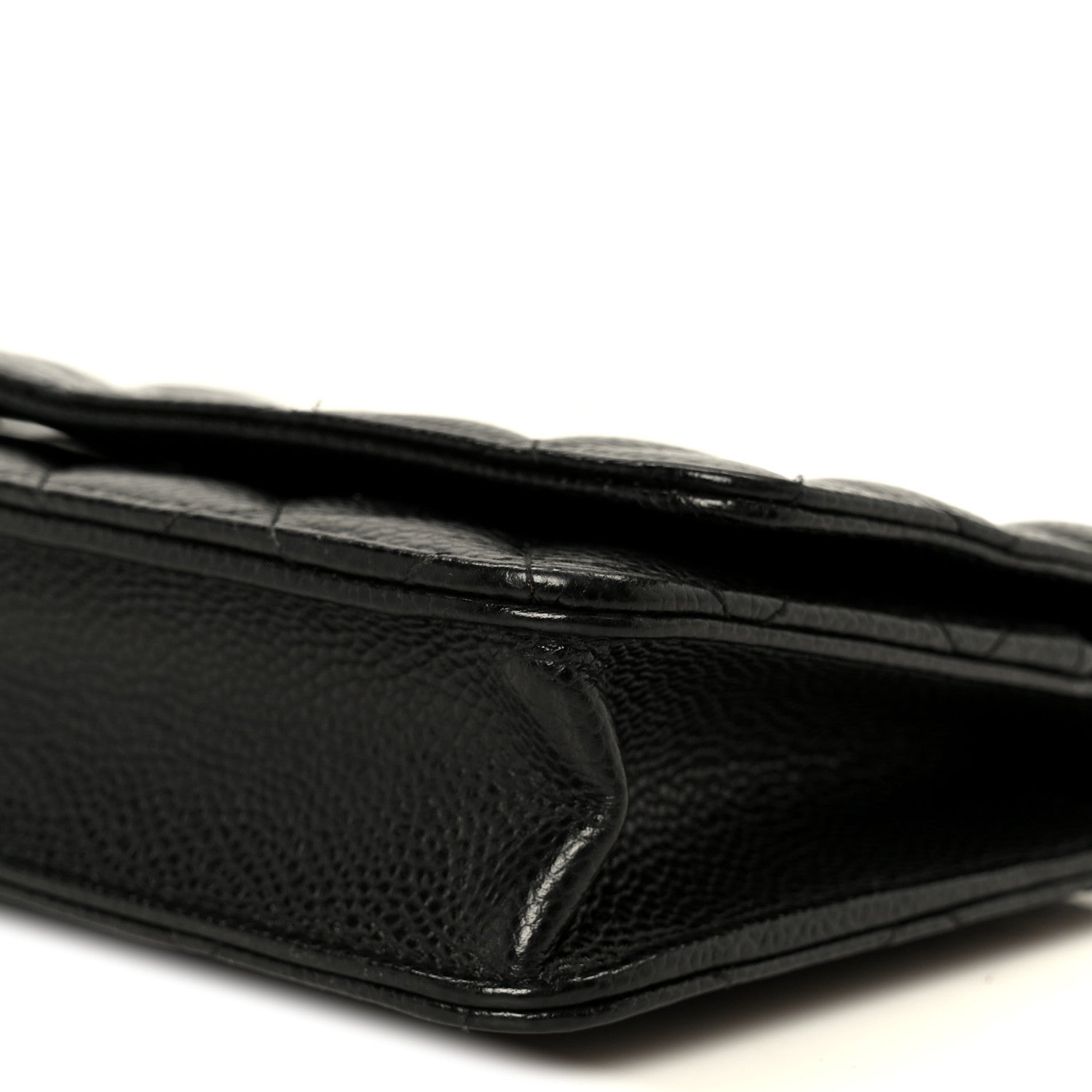 Caviar Quilted Wallet on Chain WOC Black