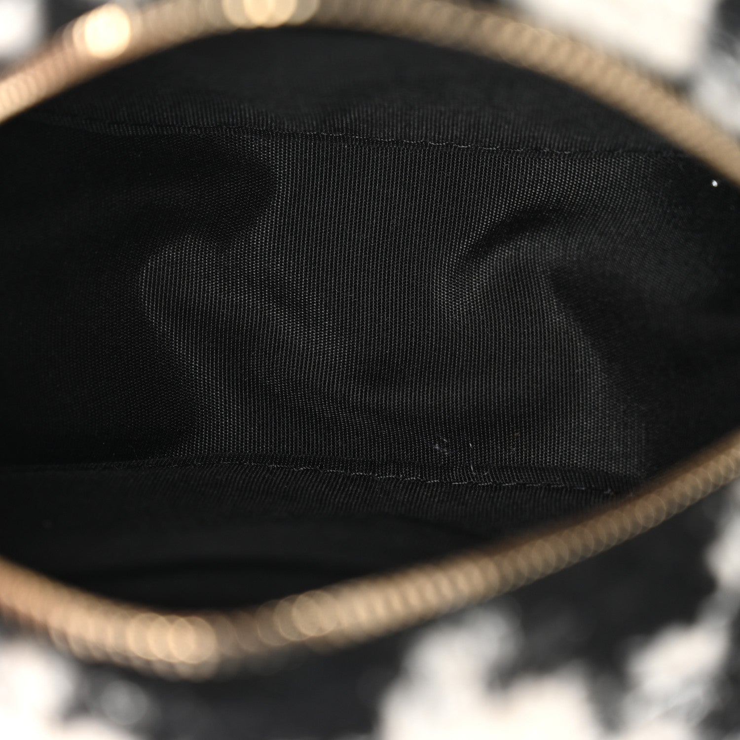 Wool Tweed Lambskin Quilted CHNL 19 Round Clutch With Chain and Coin Purse Black White