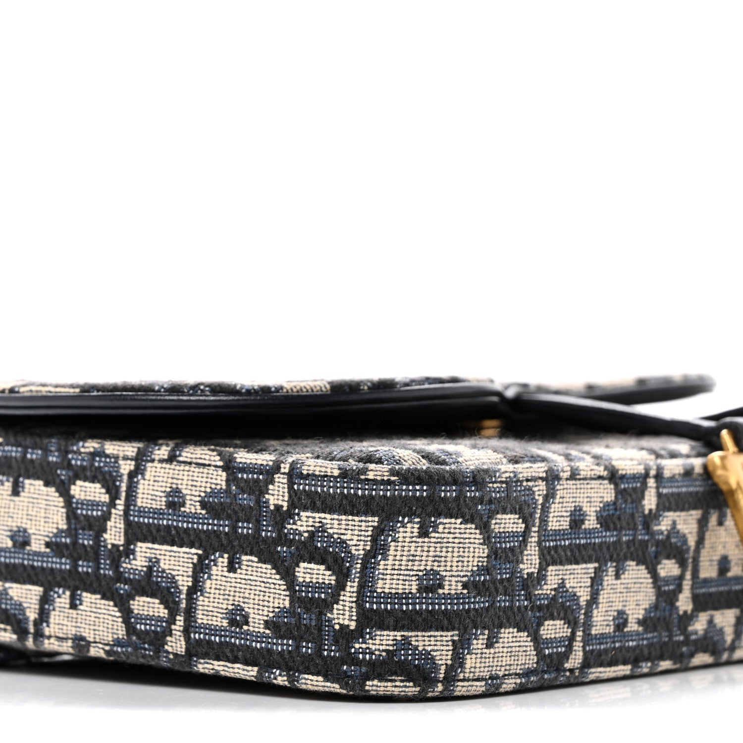 Oblique Saddle Chain Pouch Blue