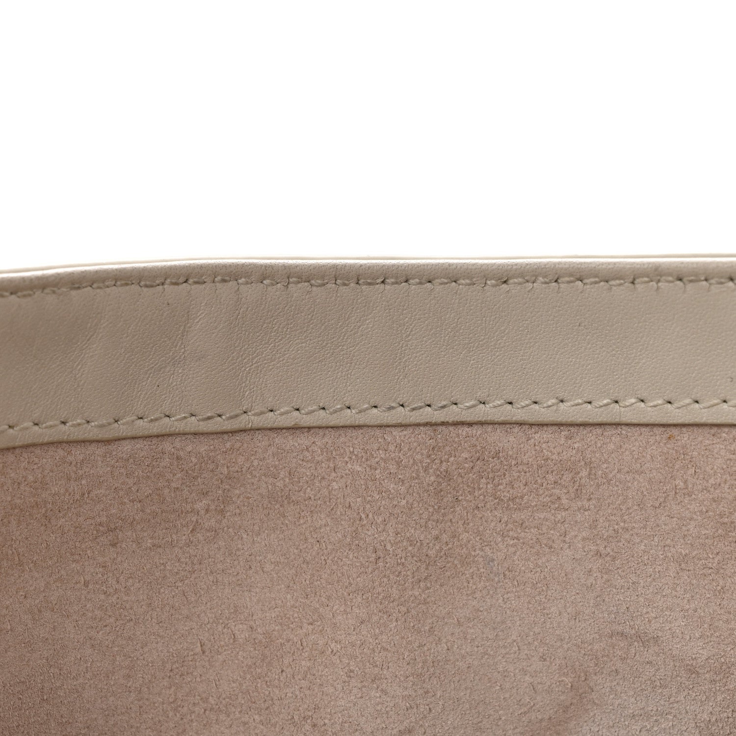 Smooth Calfskin Le 5 A 7 Hobo Crema Soft