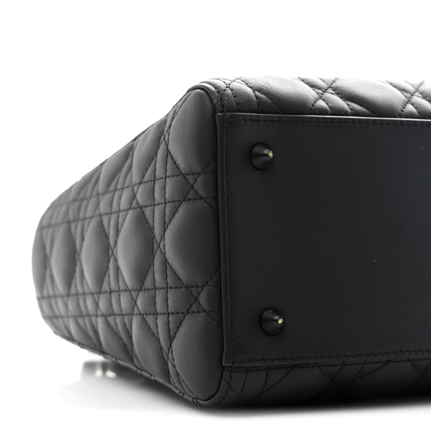 Ultra Matte Calfskin Cannage Medium Lady D1OR Black