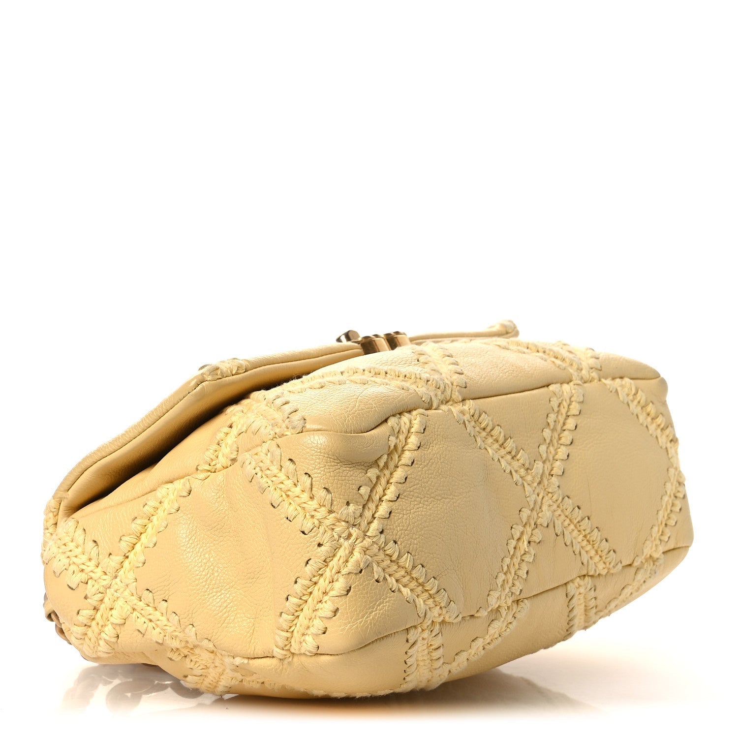 Calfskin Crochet Medium CHNL 19 Flap Yellow