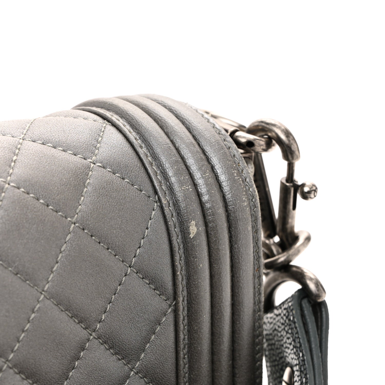 Metallic Lambskin Stingray Quilted Medium Boy Flap Silver