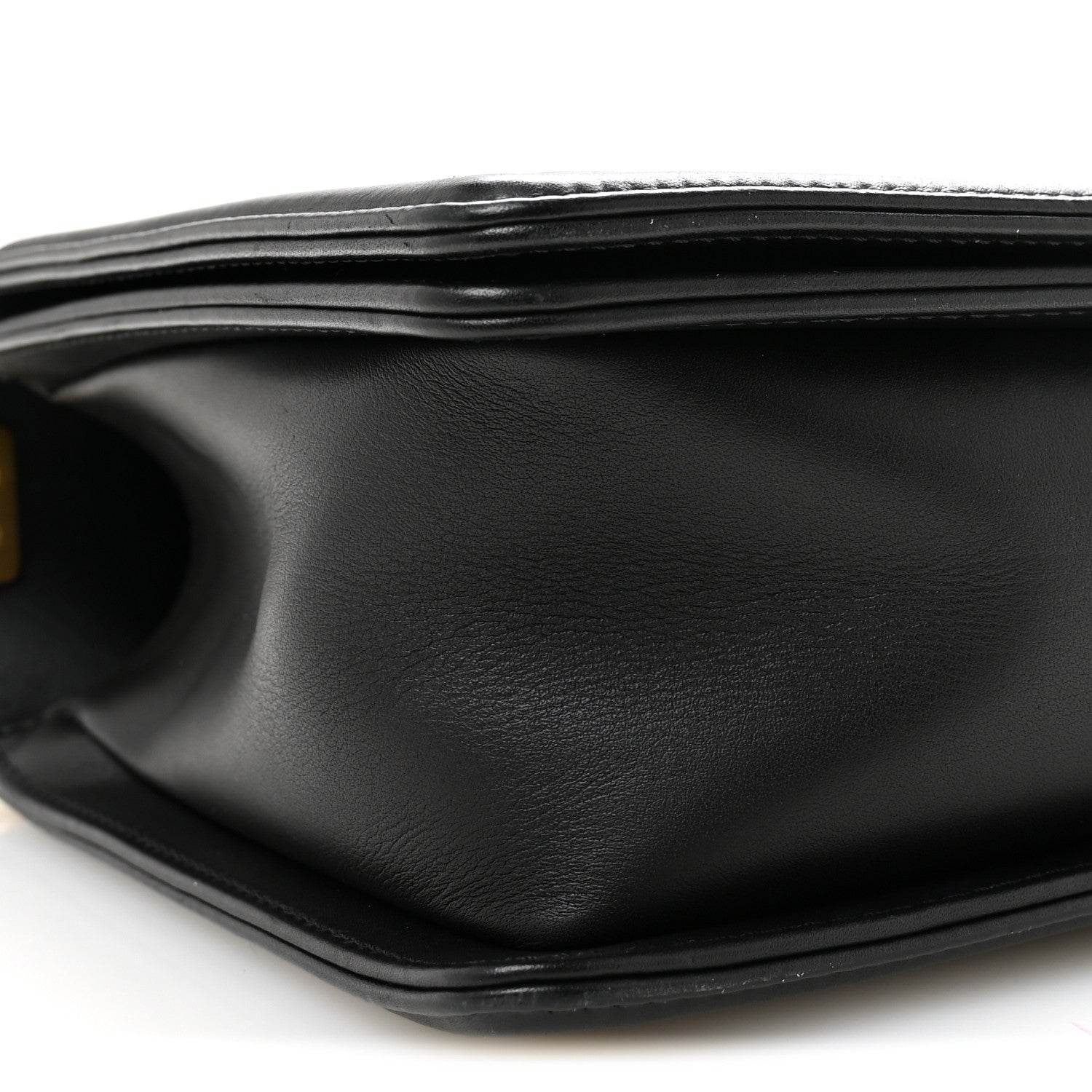 Calfskin Caviar Suede Chevron New Medium Boy Flap Black