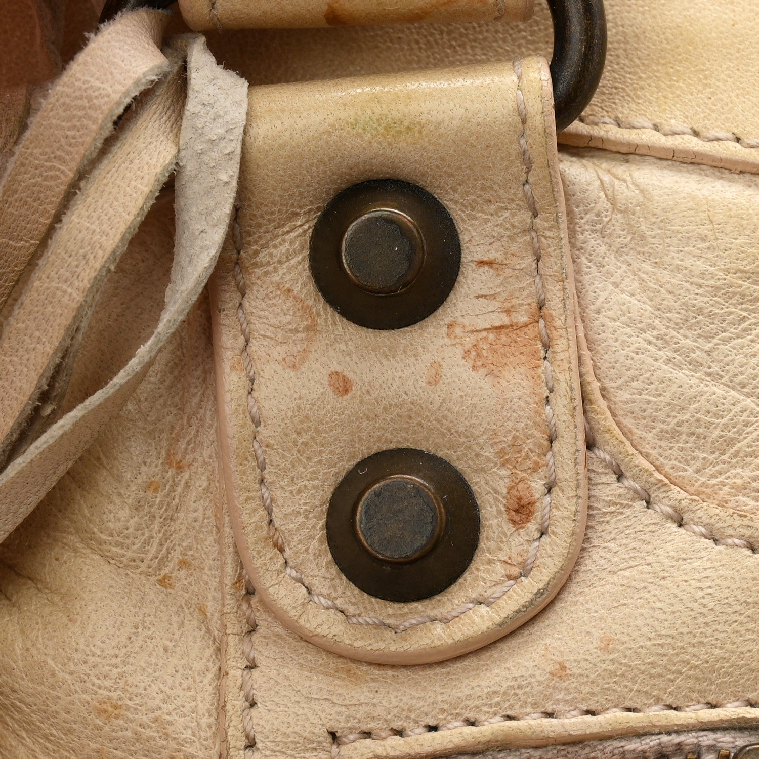 Agneau Classic Hardware First Sahara