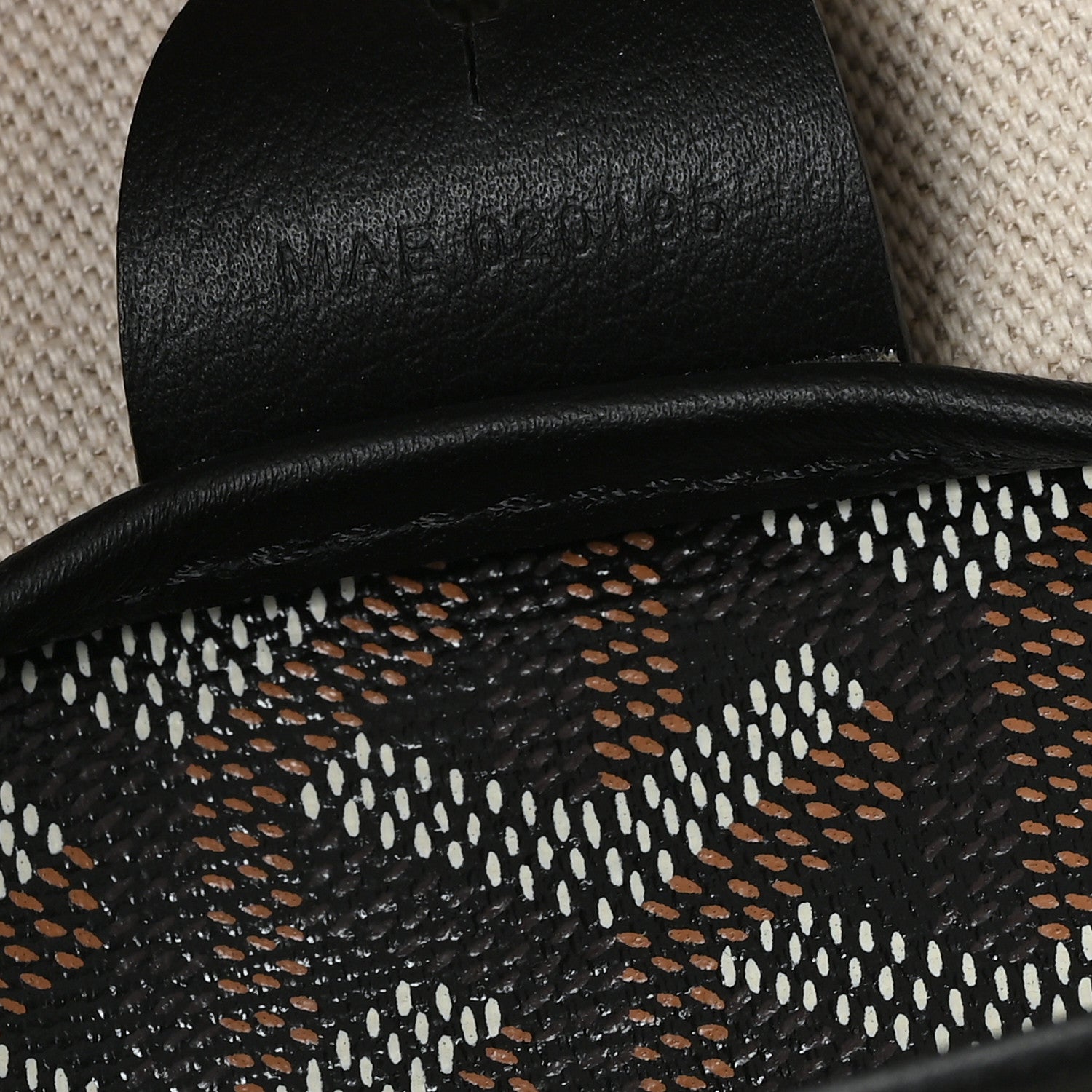 Goyardine Artois GM Black