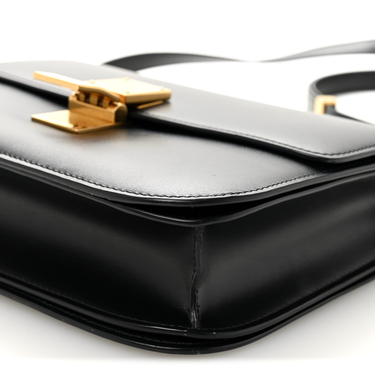 Box Calfskin Medium Classic Box Flap Bag Black