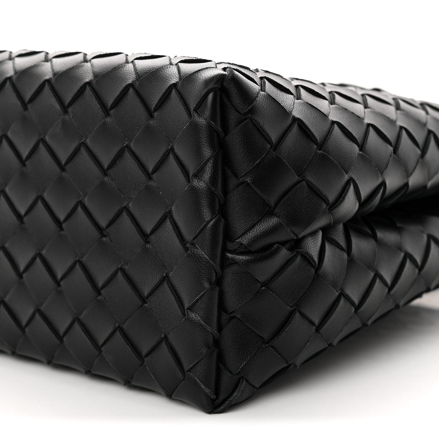 Nappa Intrecciato Medium Andiamo Shoulder Bag Black