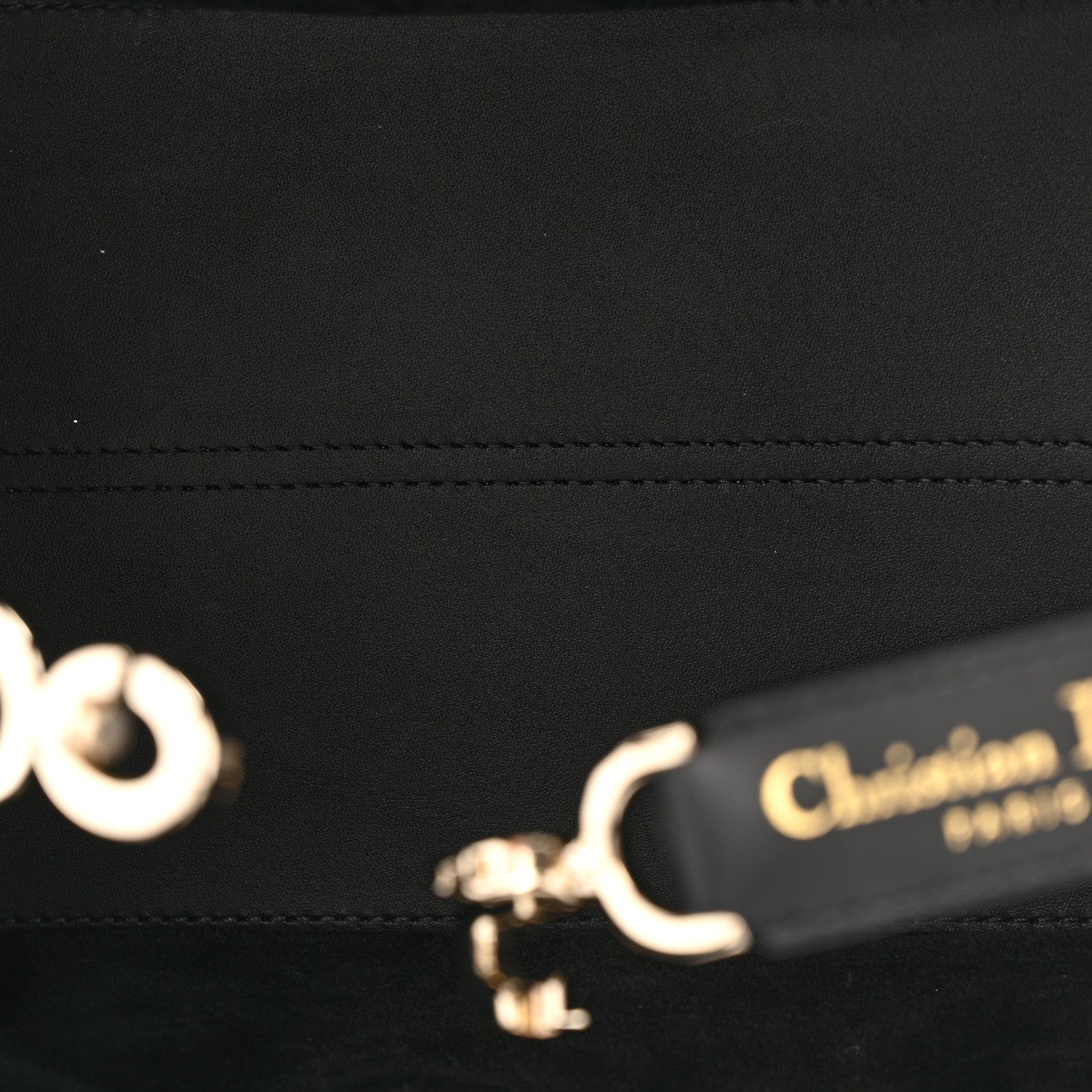 Calfskin Macrocannage Small Toujours  Black