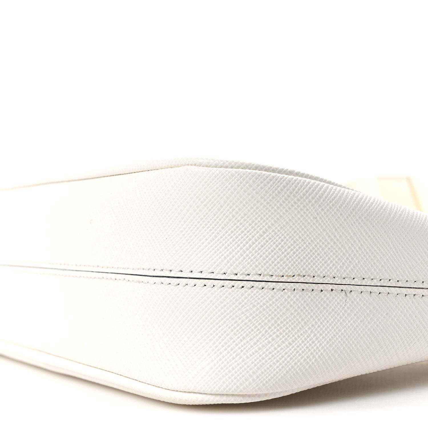 Saffiano Re-Edition 2005 Shoulder Bag White