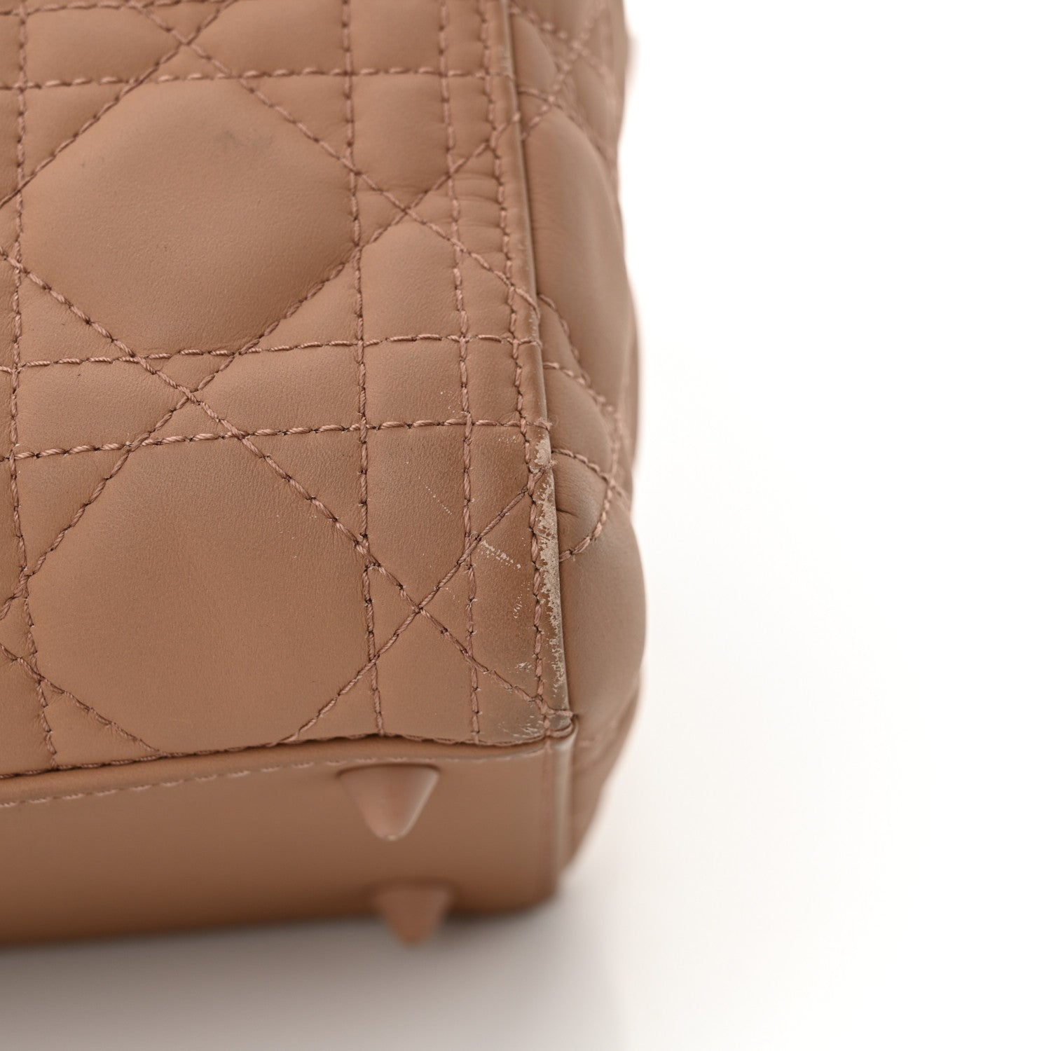 Ultra Matte Calfskin Cannage Medium Lady D1OR Beige