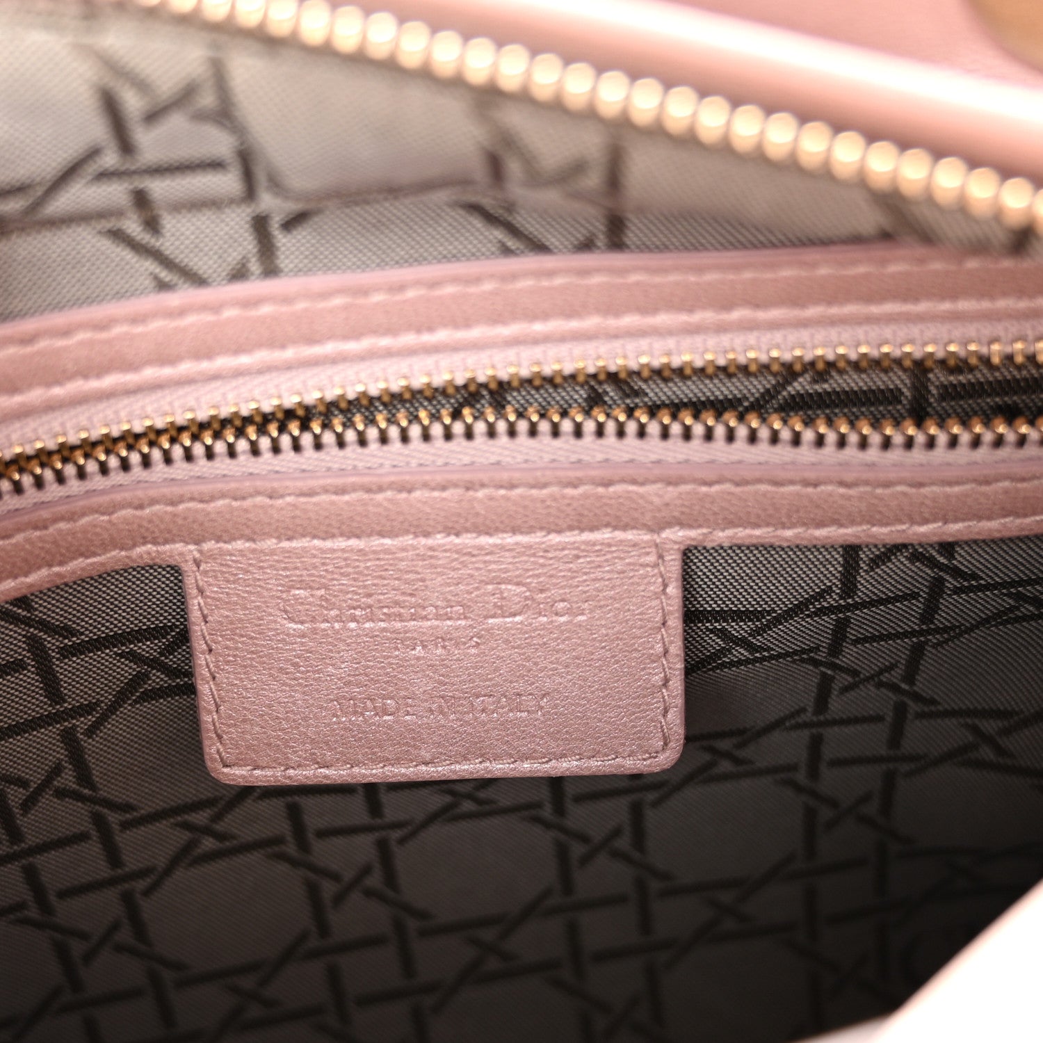 Pearly Lambskin Cannage Medium Lady D1OR Lotus