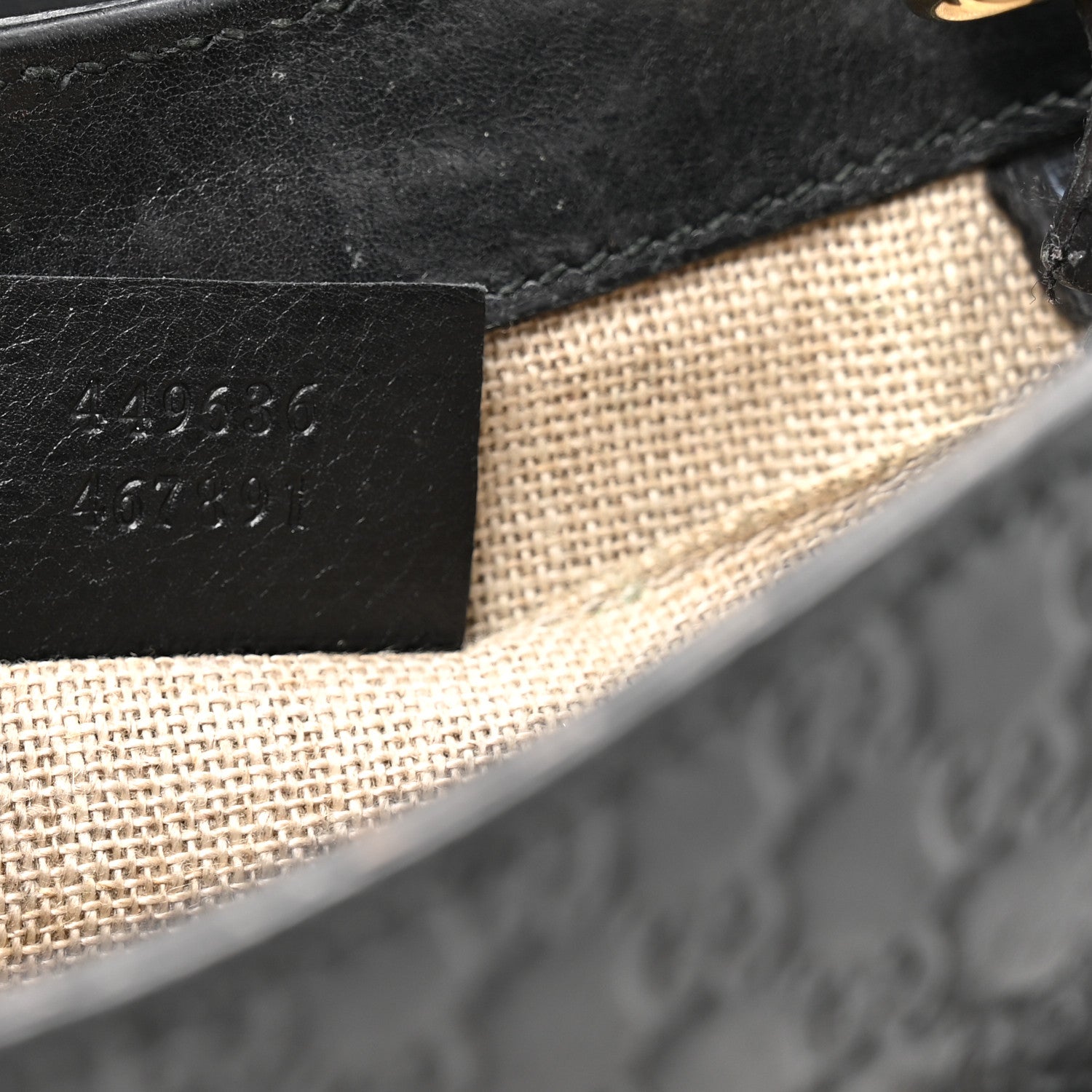 MicroGCCIssima Mini Emily Chain Shoulder Bag Black