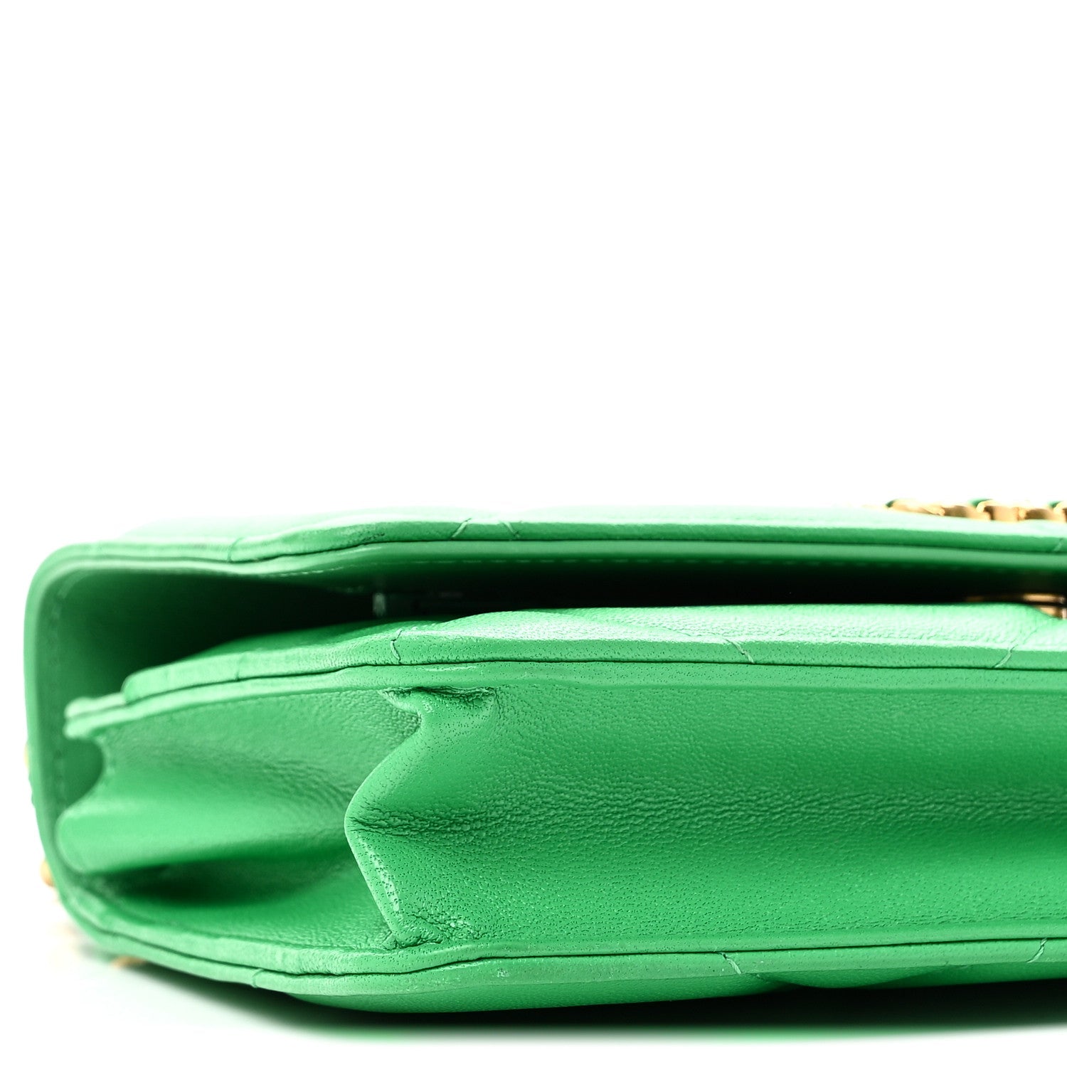 Shiny Goatskin Quilted CHNL 19 Wallet On Chain WOC Green