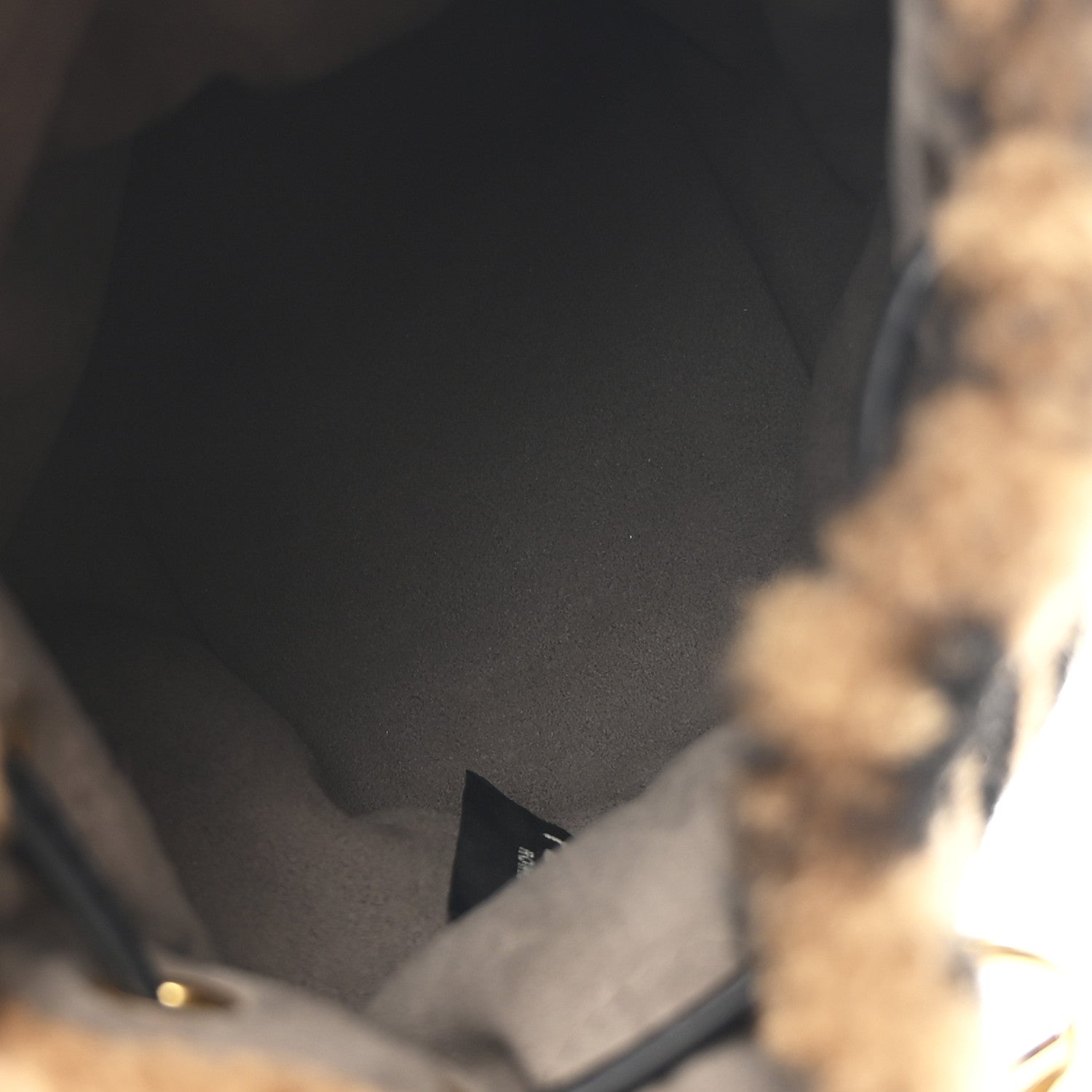 Shearling Vitello Dolce F is FNDI Macro FF 1974 Mini Mon Tresor Bucket Bag Tobacco Black