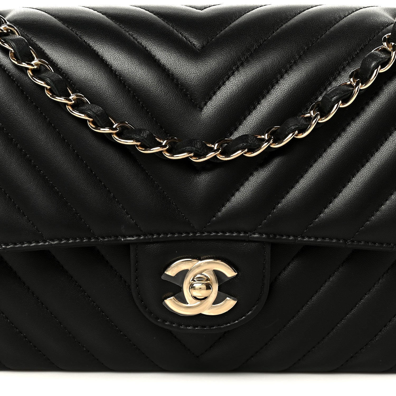 Lambskin Chevron Quilted Medium Double Flap Black