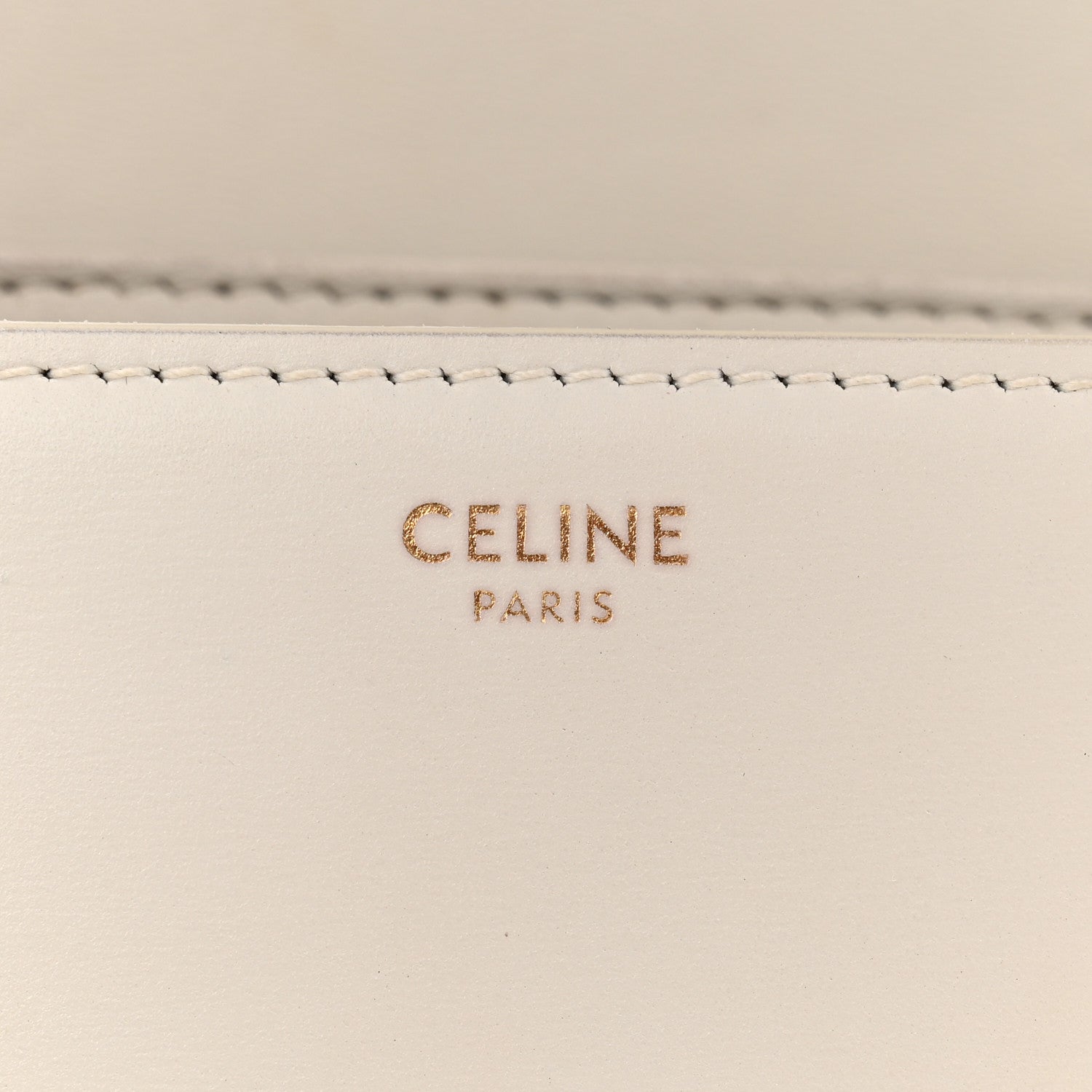 Shiny Calfskin Teen Triomphe Arctic White