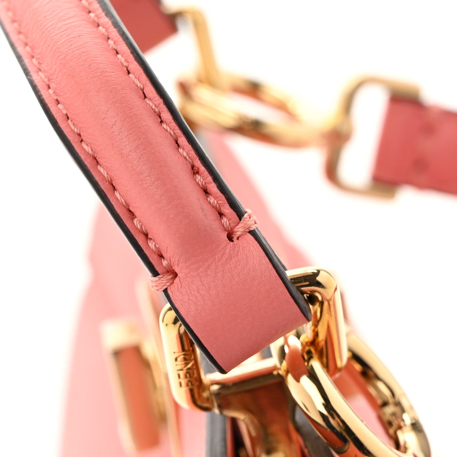Shiny Nappa Petite Peekaboo I SEE U Satchel Rosa Pesca