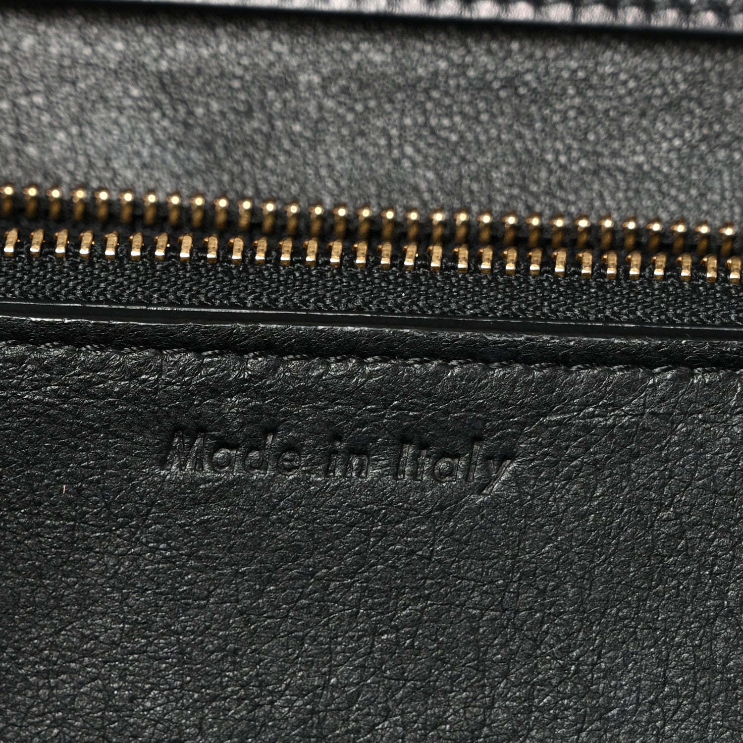Box Calfskin Medium Classic Box Flap Bag Black