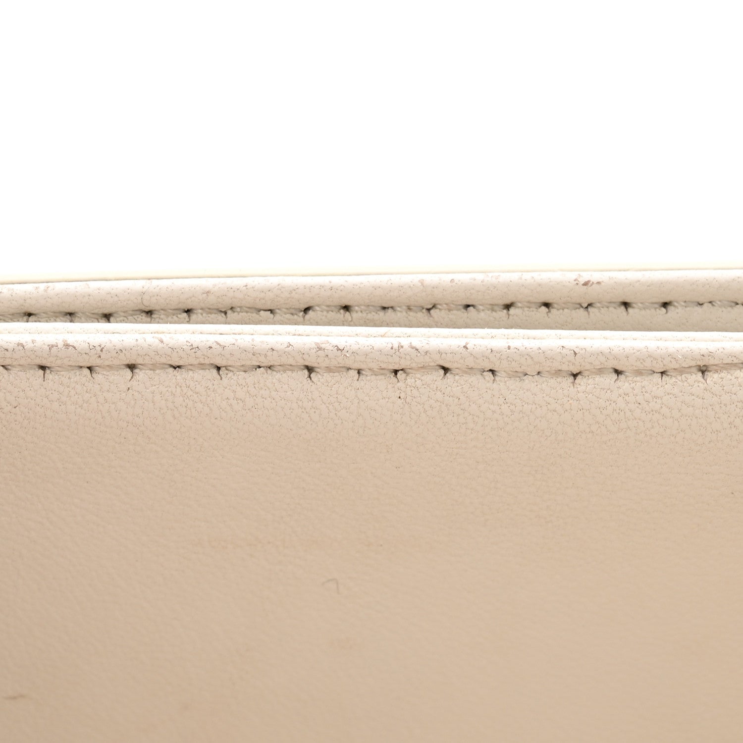 Shiny Calfskin Teen Triomphe Arctic White