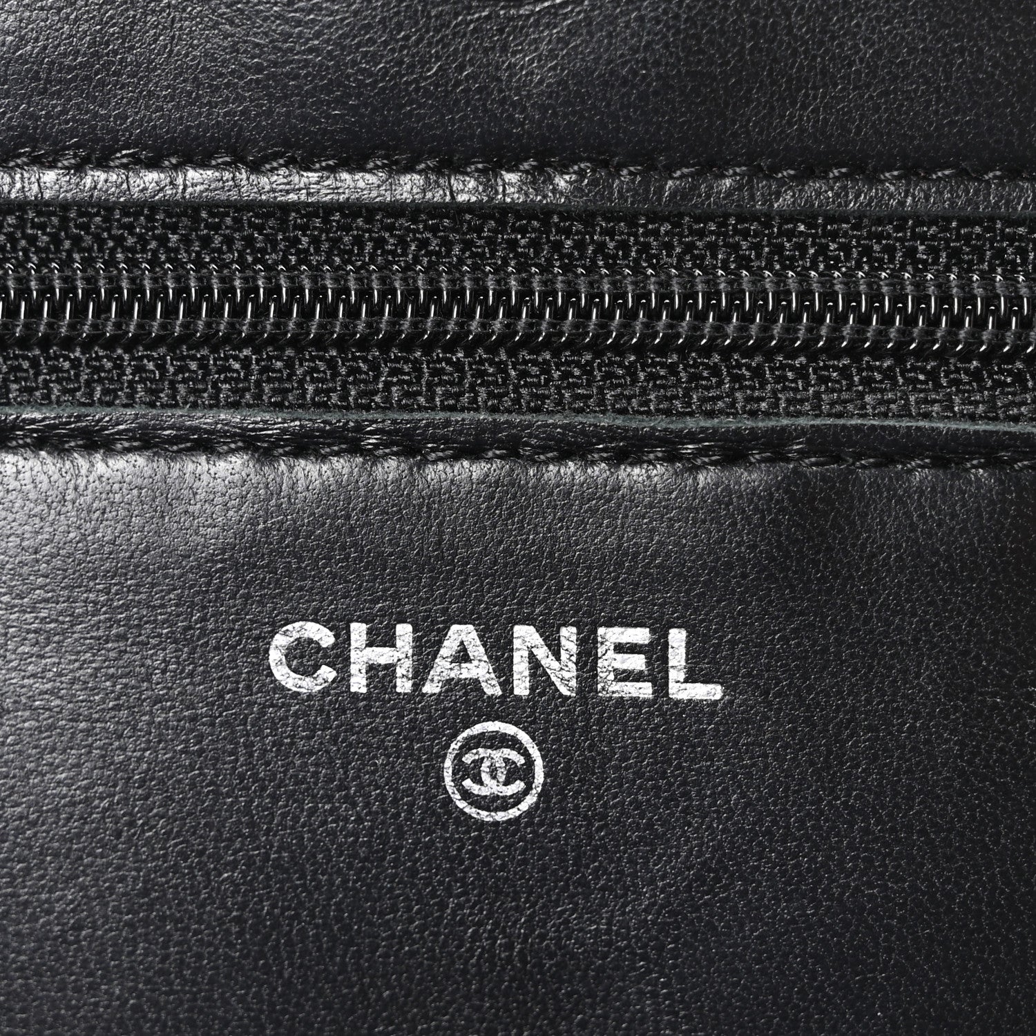 Lambskin Quilted Wallet On Chain WOC Black