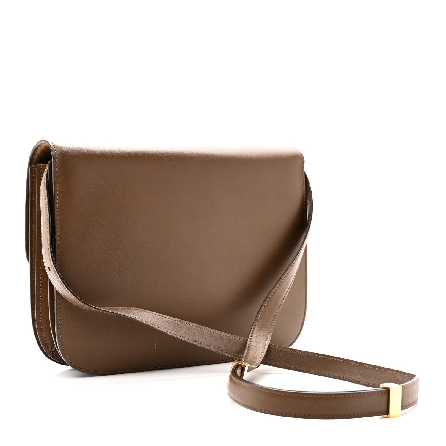 Box Calfskin Medium Classic Box Flap Bag Camel