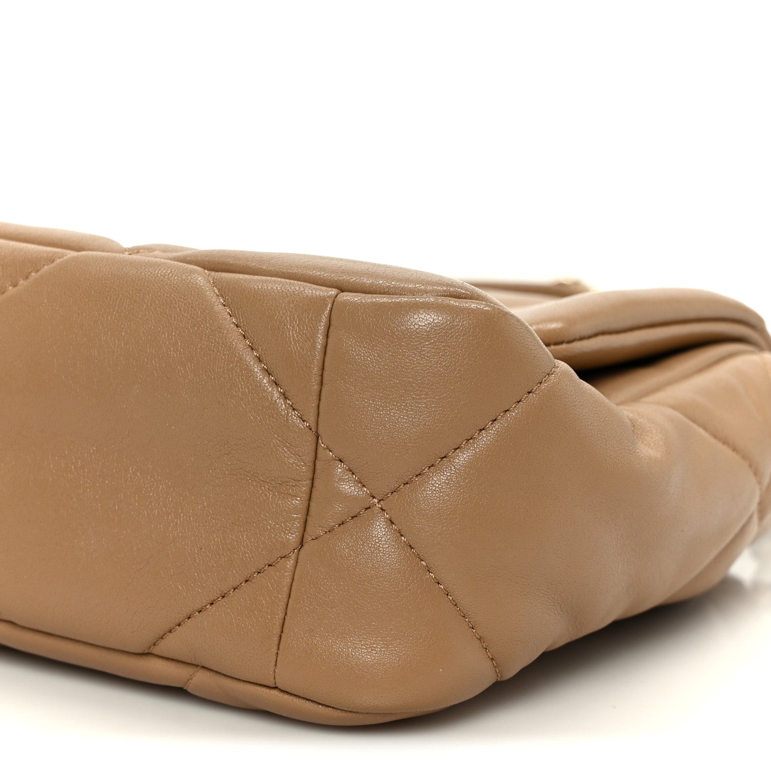 Lambskin Quilted Medium CHNL 19 Flap Dark Beige
