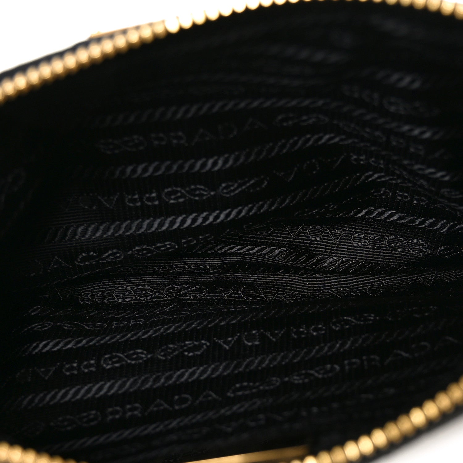 Re-Nylon Tessuto Impuntu Quilted Re-Edition 1995 Chaine Pouch Black