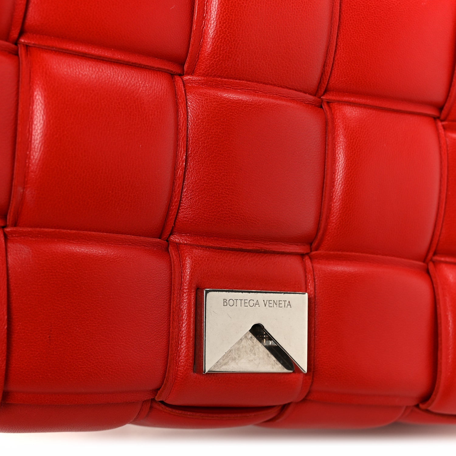 Lambskin Maxi Intreccio Padded Chain Cassette Crossbody Bag Nail Polish