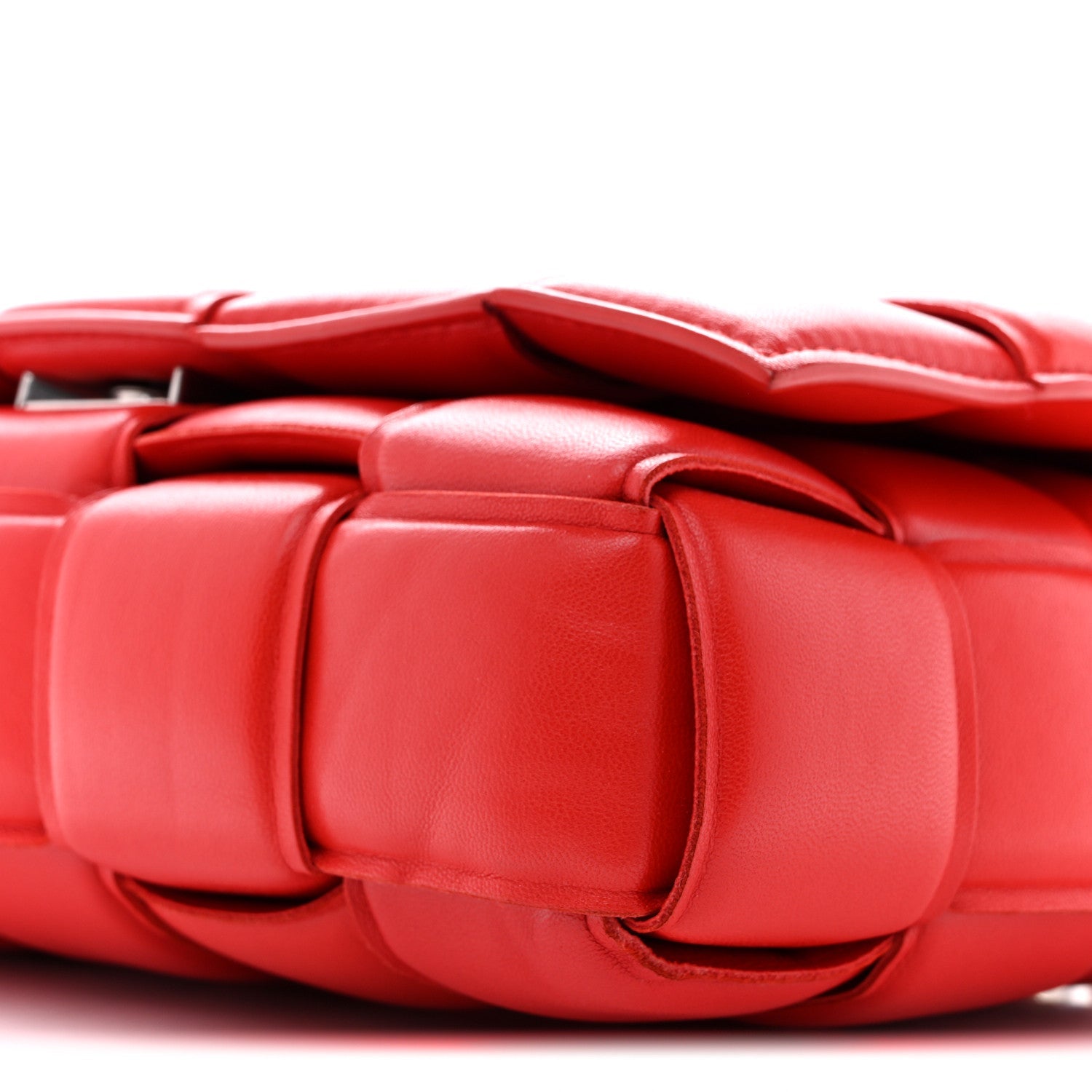 Lambskin Maxi Intreccio Padded Chain Cassette Crossbody Bag Nail Polish