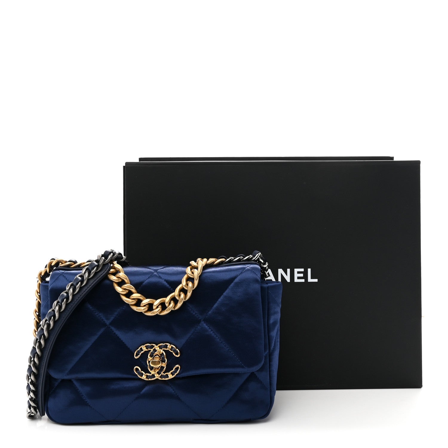 Satin Quilted Medium CHNL 19 Flap Blue