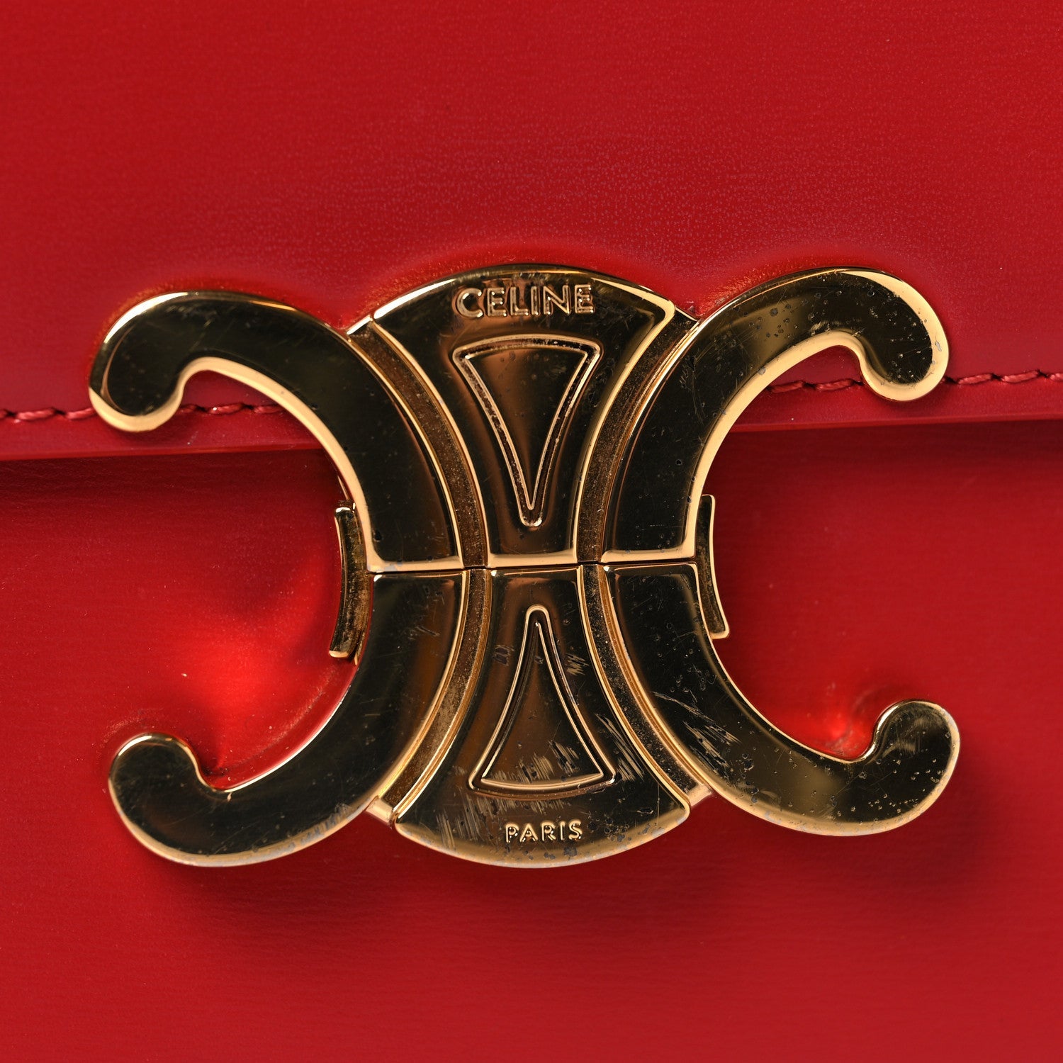 Shiny Calfskin Teen Triomphe Red