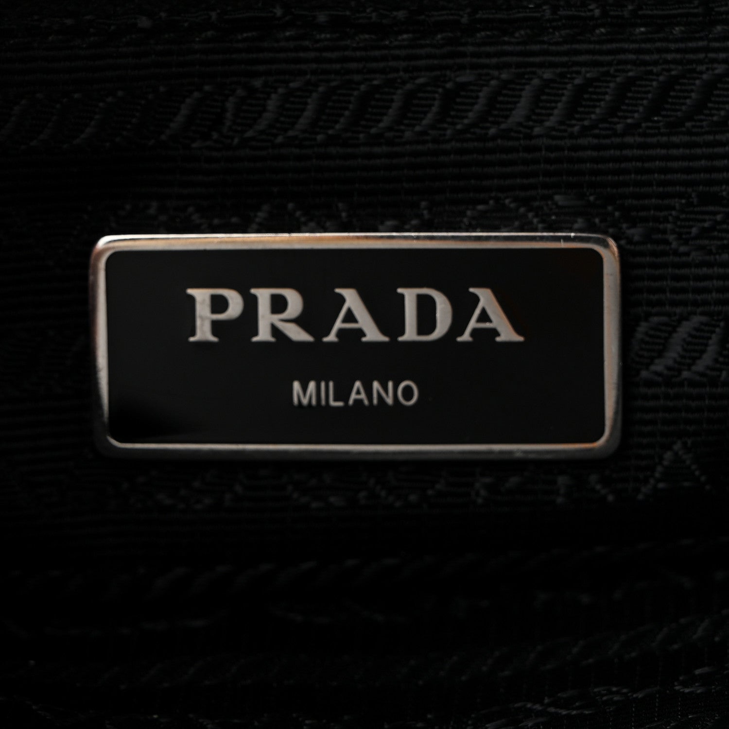 Tessuto Nylon Saffiano Flat Messenger Bag Black