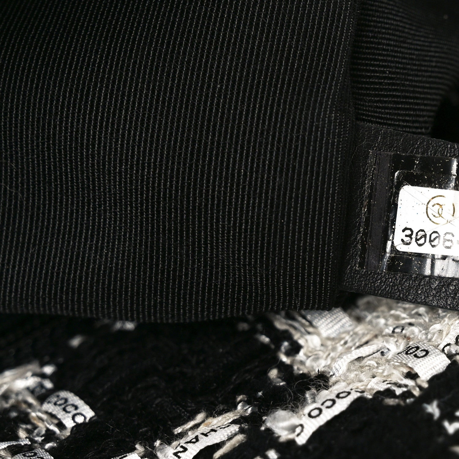 Tweed Quilted Large CHNL 19 Flap Black Ecru White