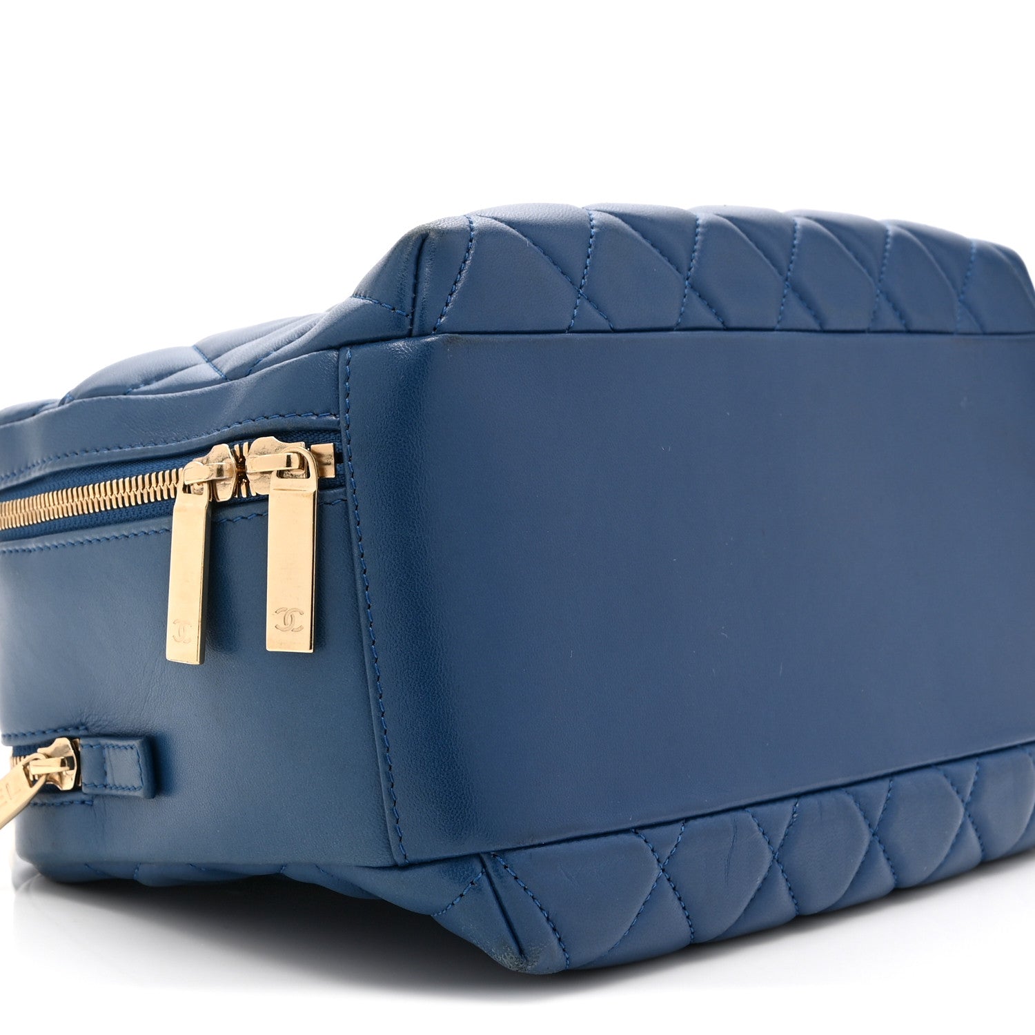 Lambskin Quilted Medium Trendy CC Bowling Bag Blue