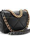 Lambskin Quilted Medium CHNL 19 Flap Black