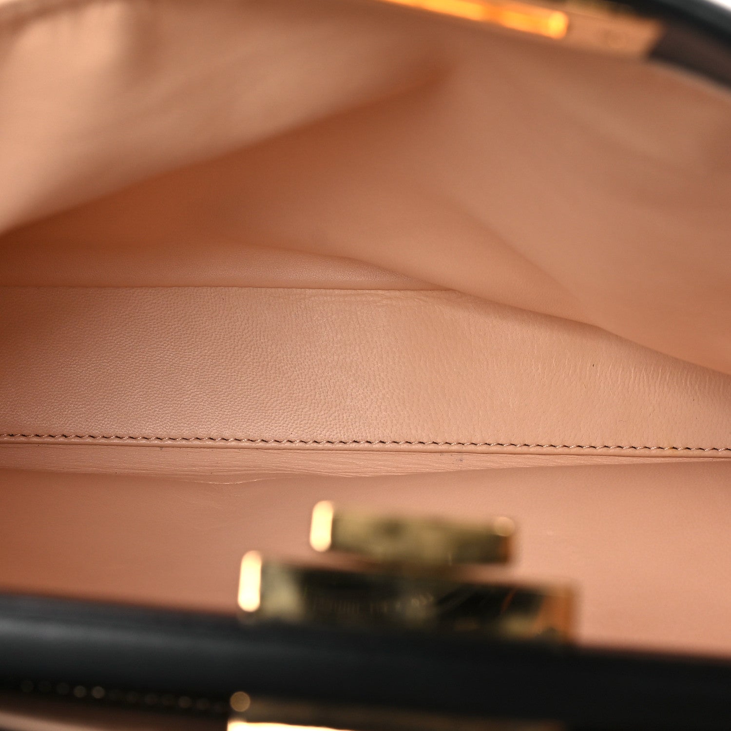 Vitello Morgan Shiny Nappa Medium Peekaboo Iconic Satchel Black Rosa Plaster