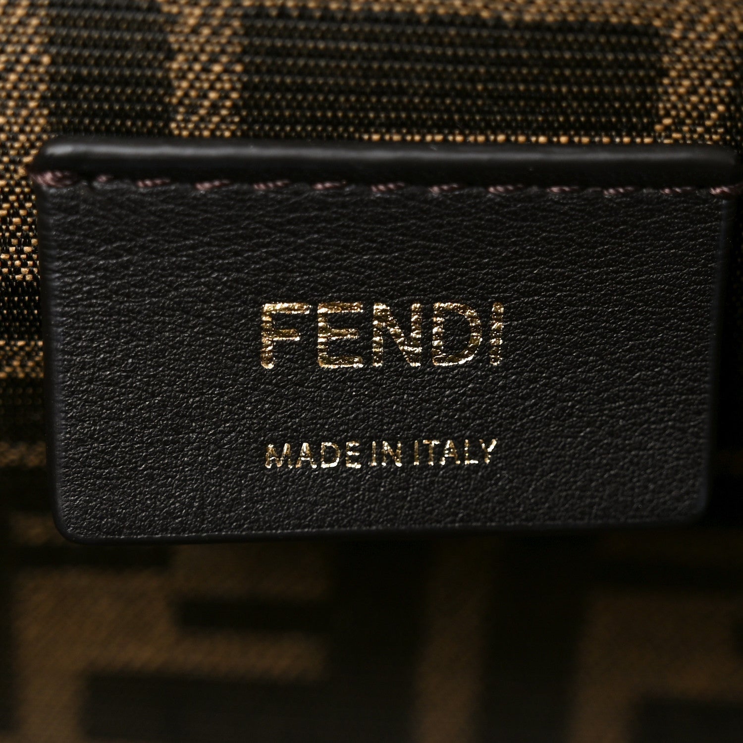 Shearling Small FNDI First Rosa Plaster