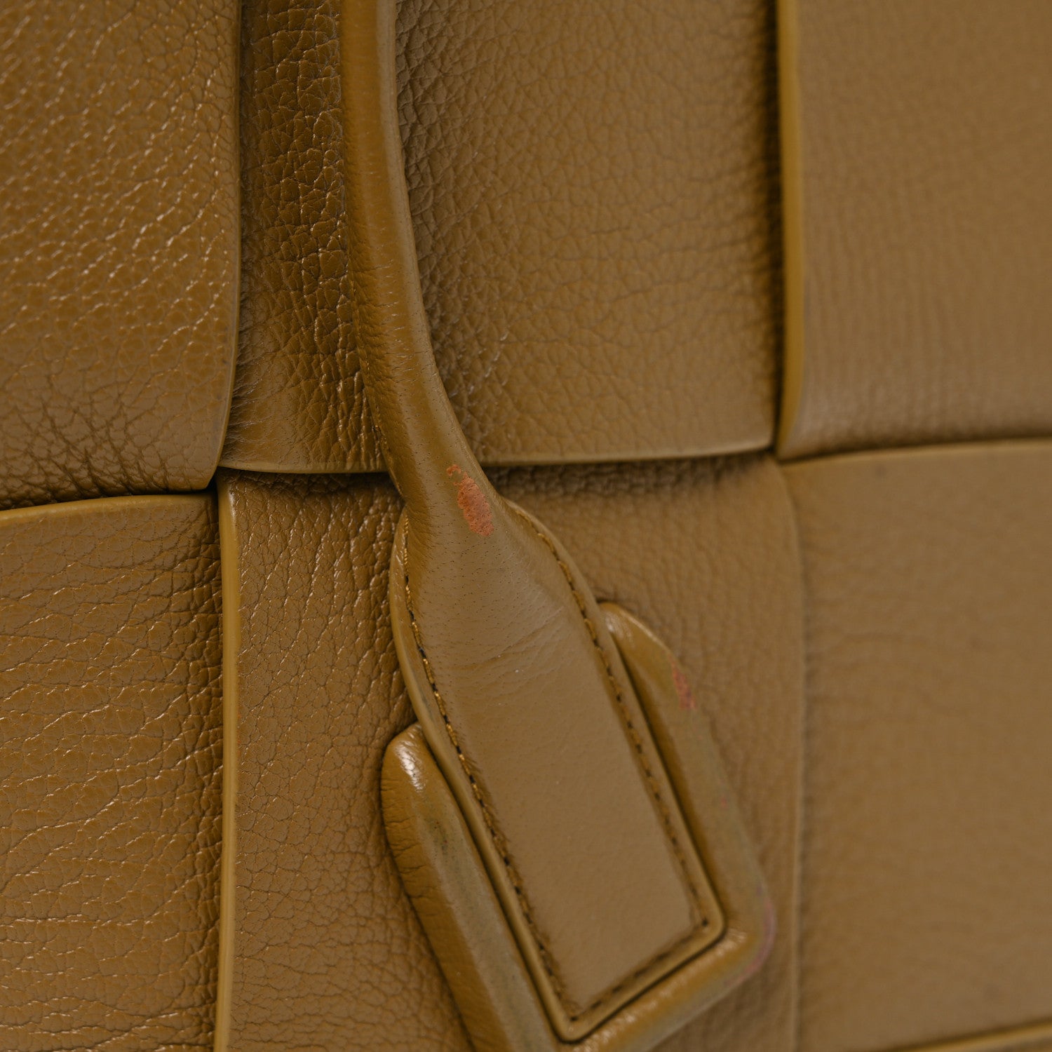 Grained Calfskin Maxi Intrecciato Small Arco Moutarde
