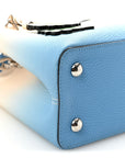 Taurillon Capucines MM Gradient Blue