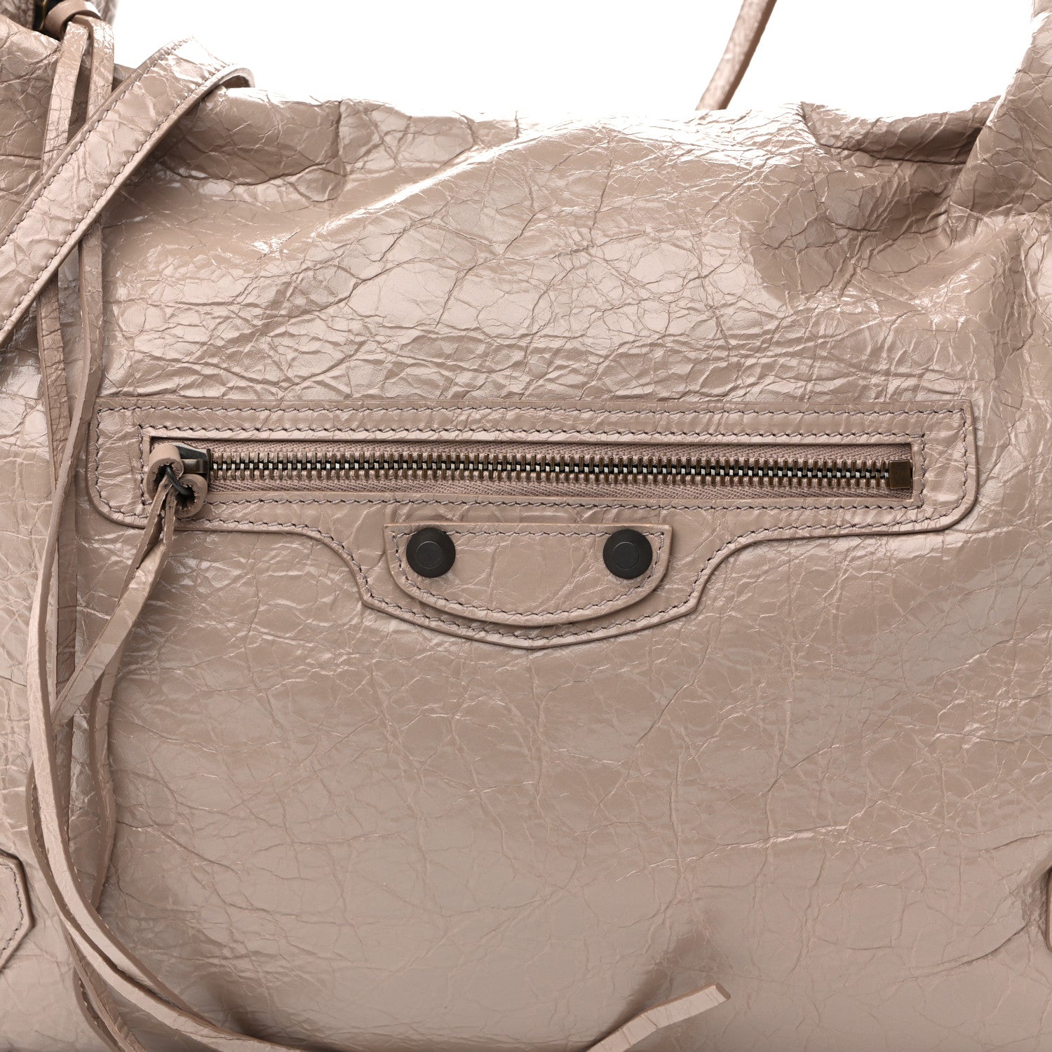 Arena Lambskin Classic Hardware Medium Le City Hobo Bag Sesame